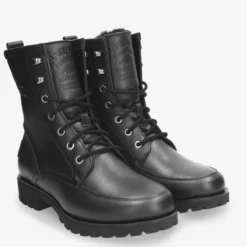 Altea Igloo Botas de piel con forro interior de pelo natural.