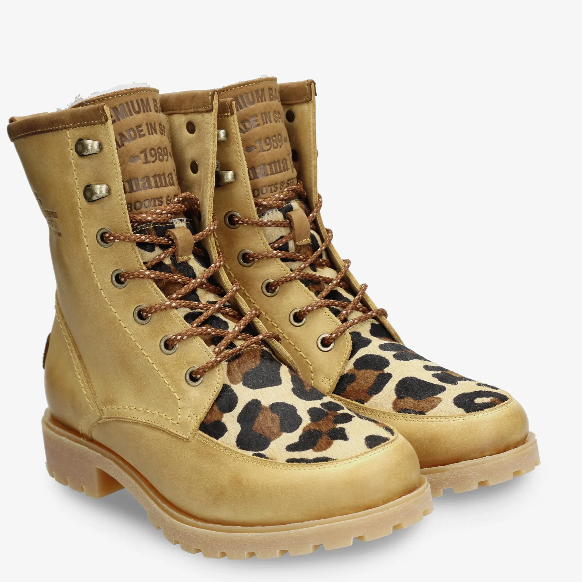 Altea Igloo Botas de piel con forro interior de pelo natural.