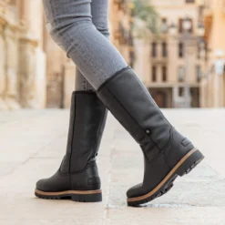 Bambina Botas de piel con forro interior de pelo.