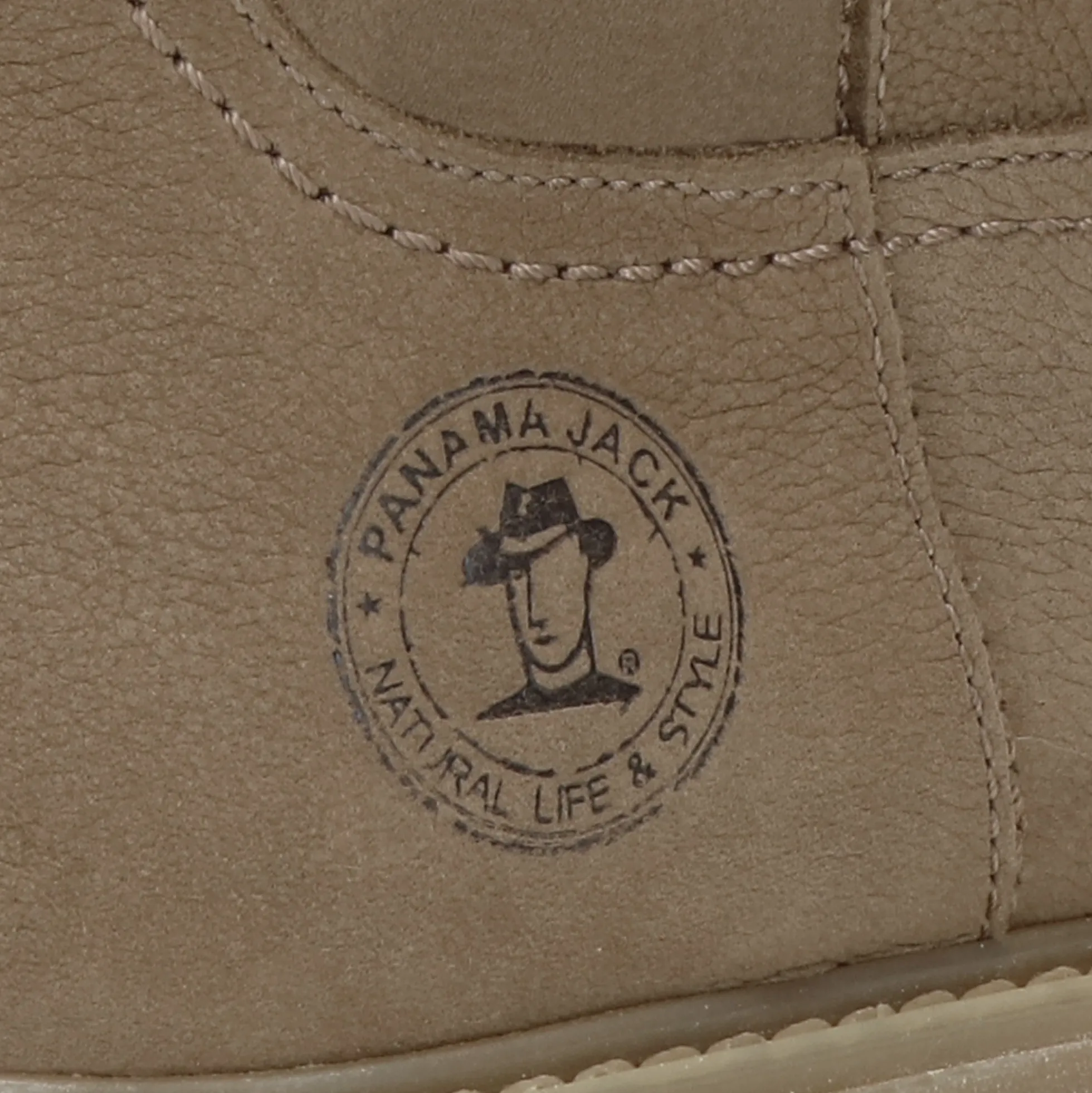 Bambina Botas de piel con forro interior de pelo.