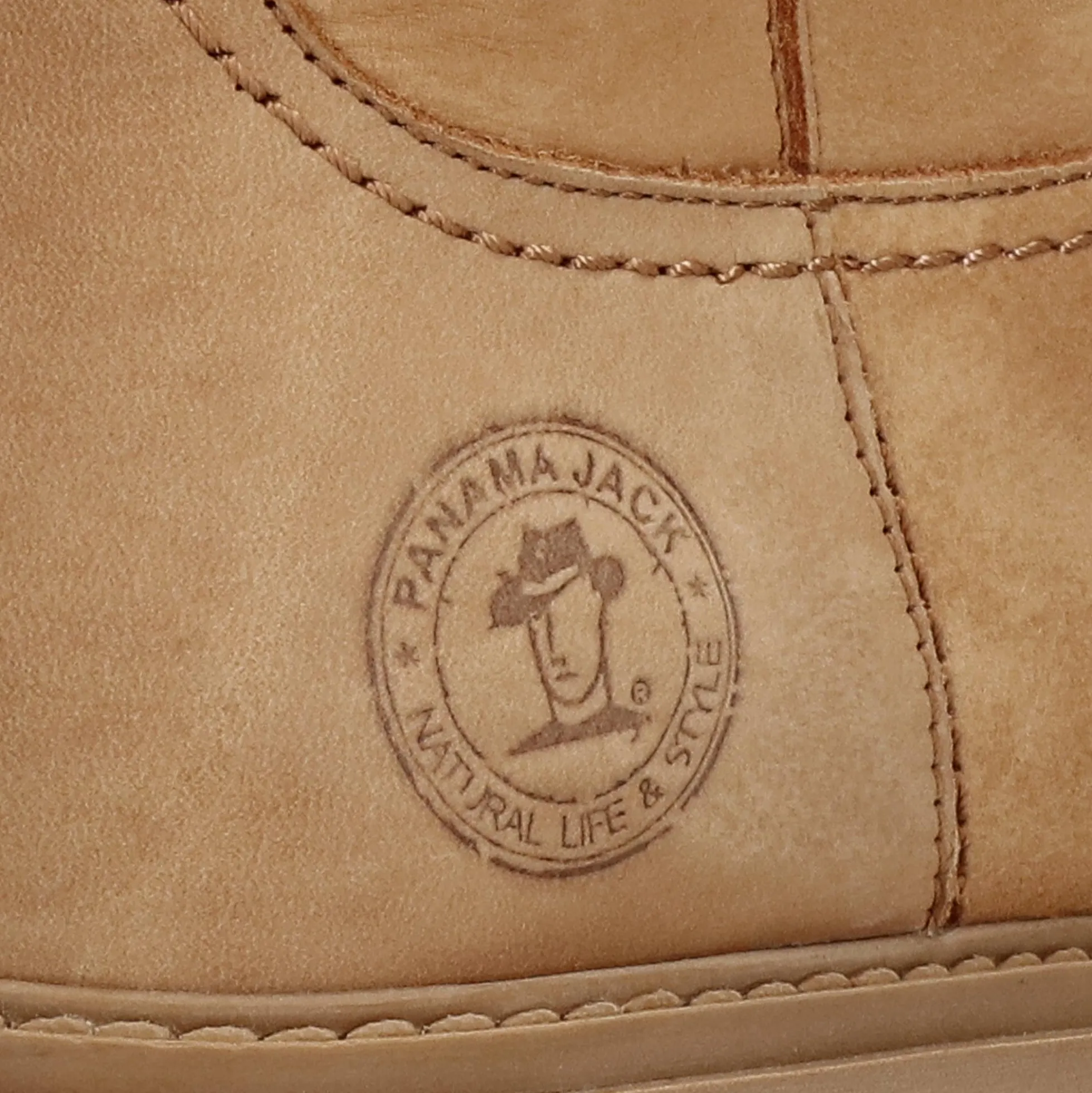 Bambina Botas de piel con forro interior de pelo.