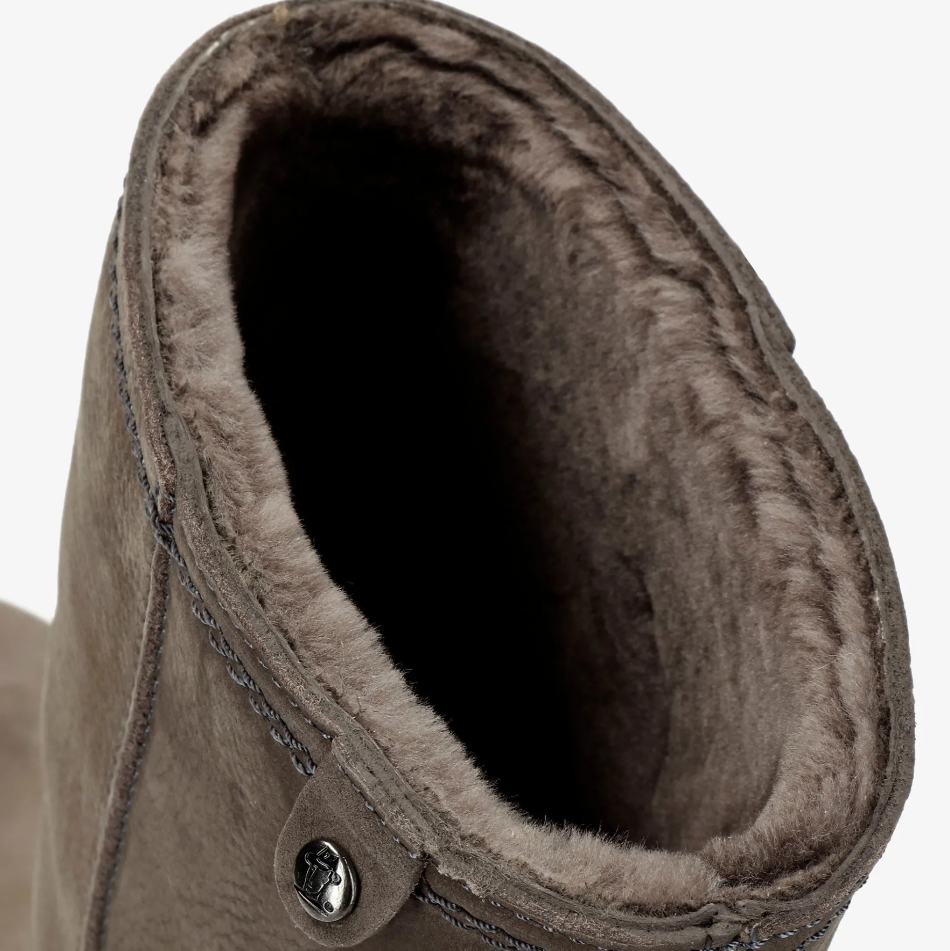 Bambina Igloo Botas de piel con forro interior de pelo natural.