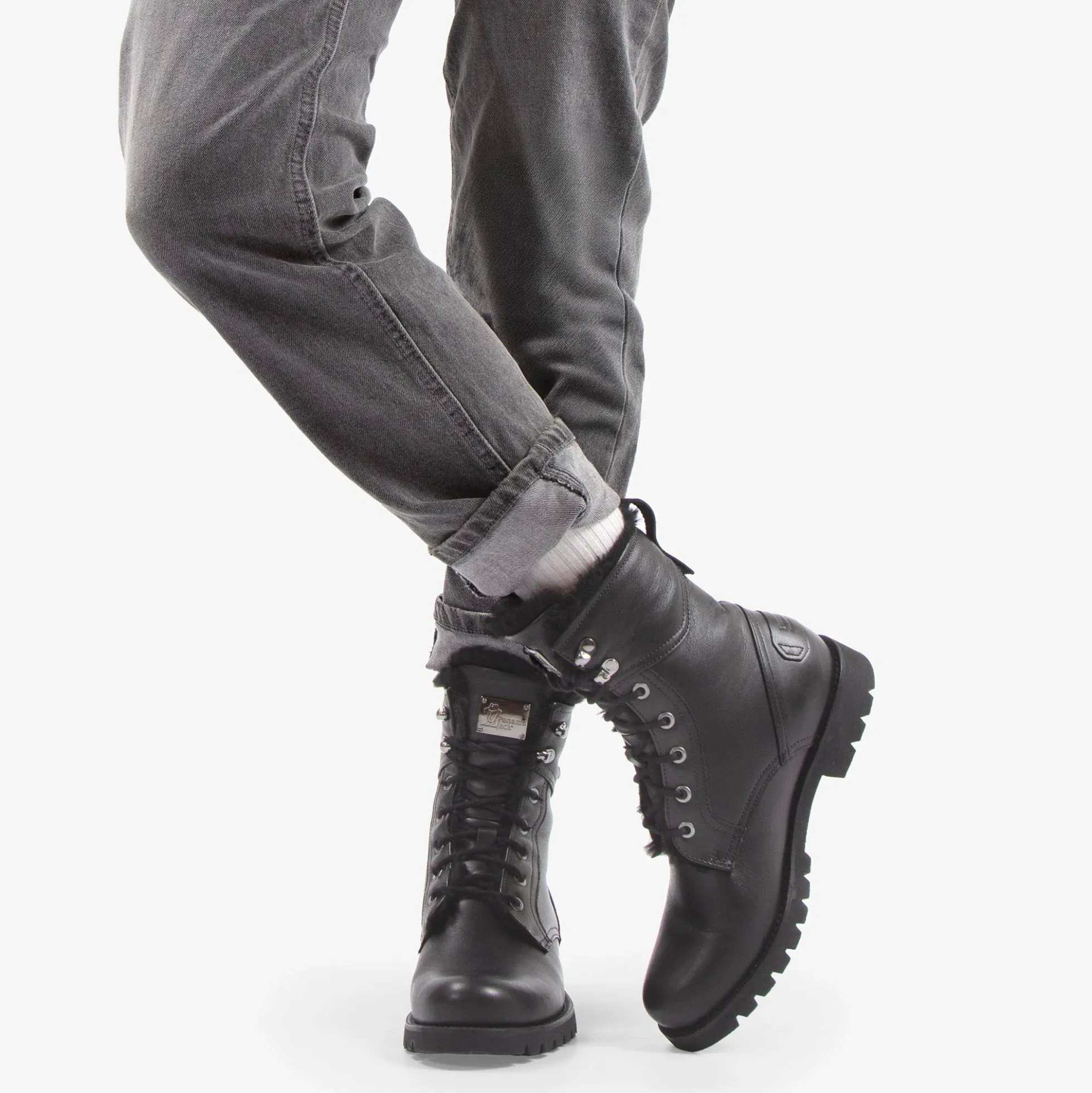 Benissa Botas de piel con forro interior de pelo.