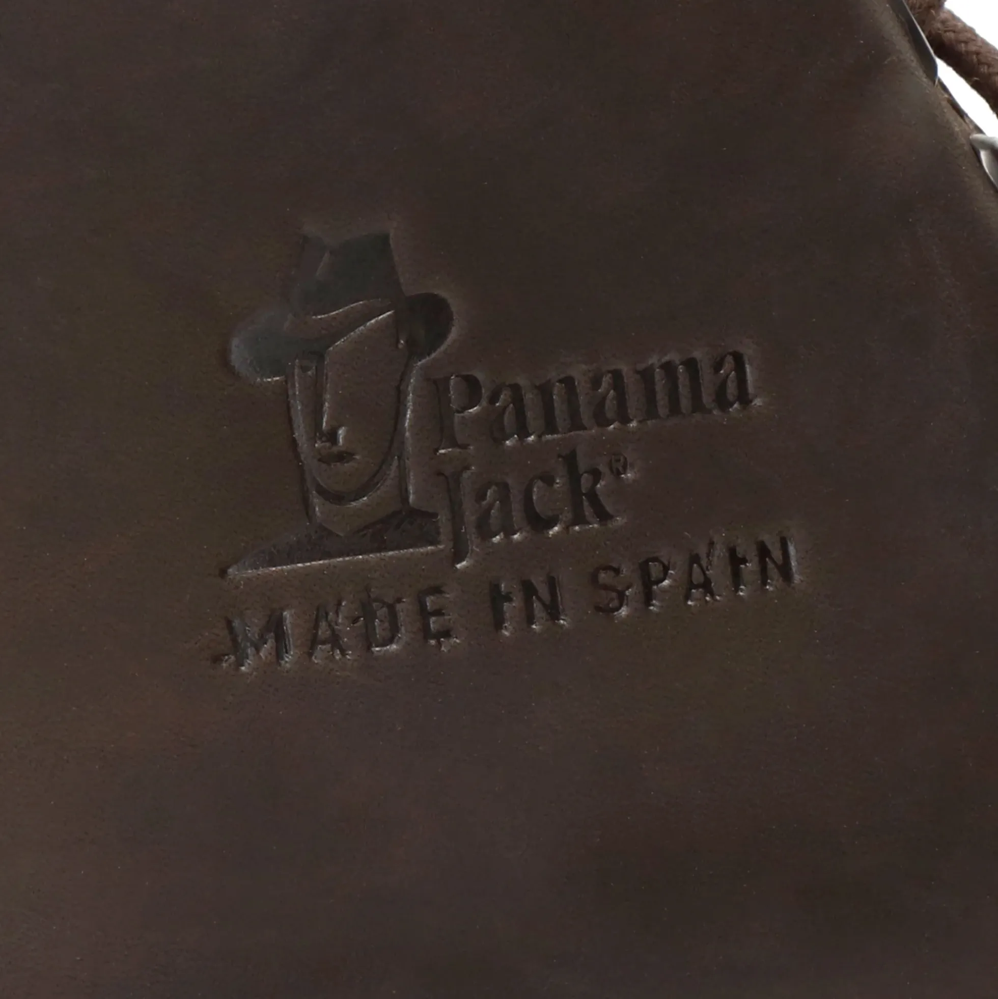 Bota Panama Botín de piel con forro interior de piel.