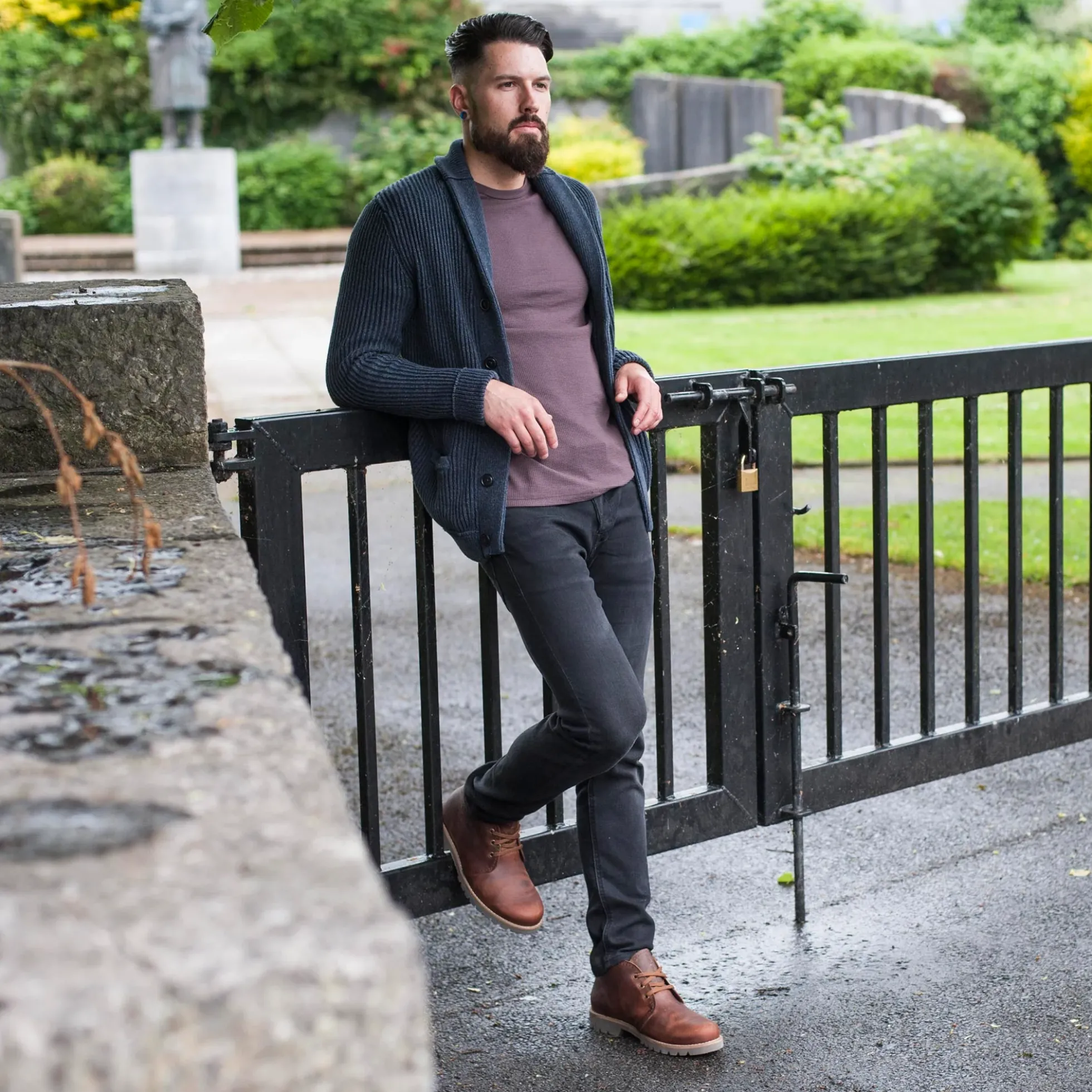 Bota Panama Igloo Botín de piel con forro interior de pelo natural.