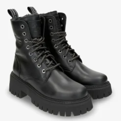 Carlyn Botas de piel con forro interior de pelo.