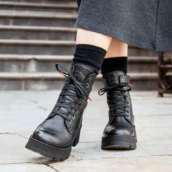 Clementine Botas de piel con forro interior de piel.