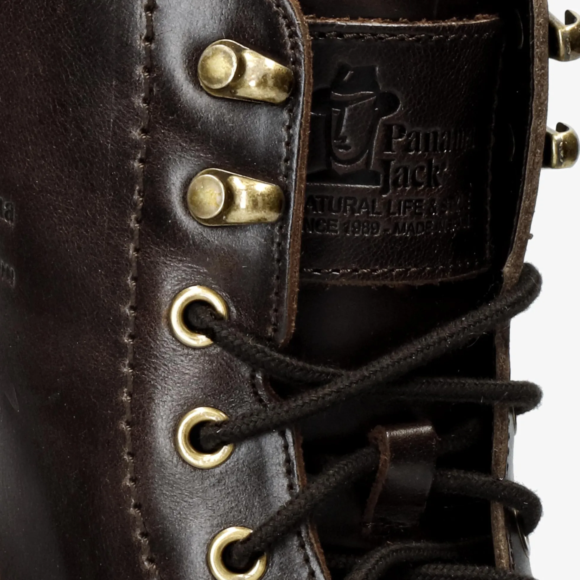 Farai Botas de piel con forro interior de pelo.