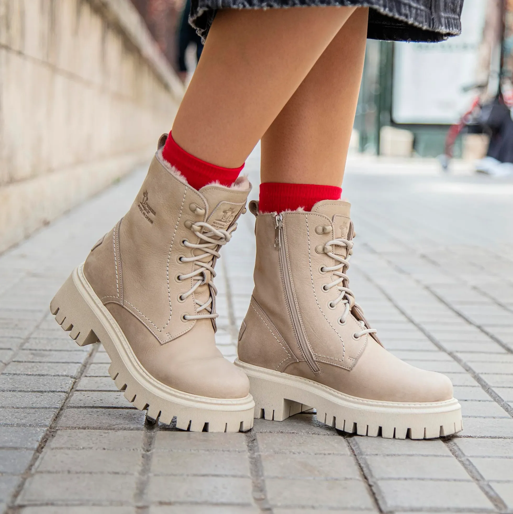 Farai Botas de piel con forro interior de pelo.