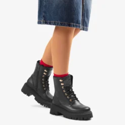 Farai Botas de piel con forro interior de pelo.