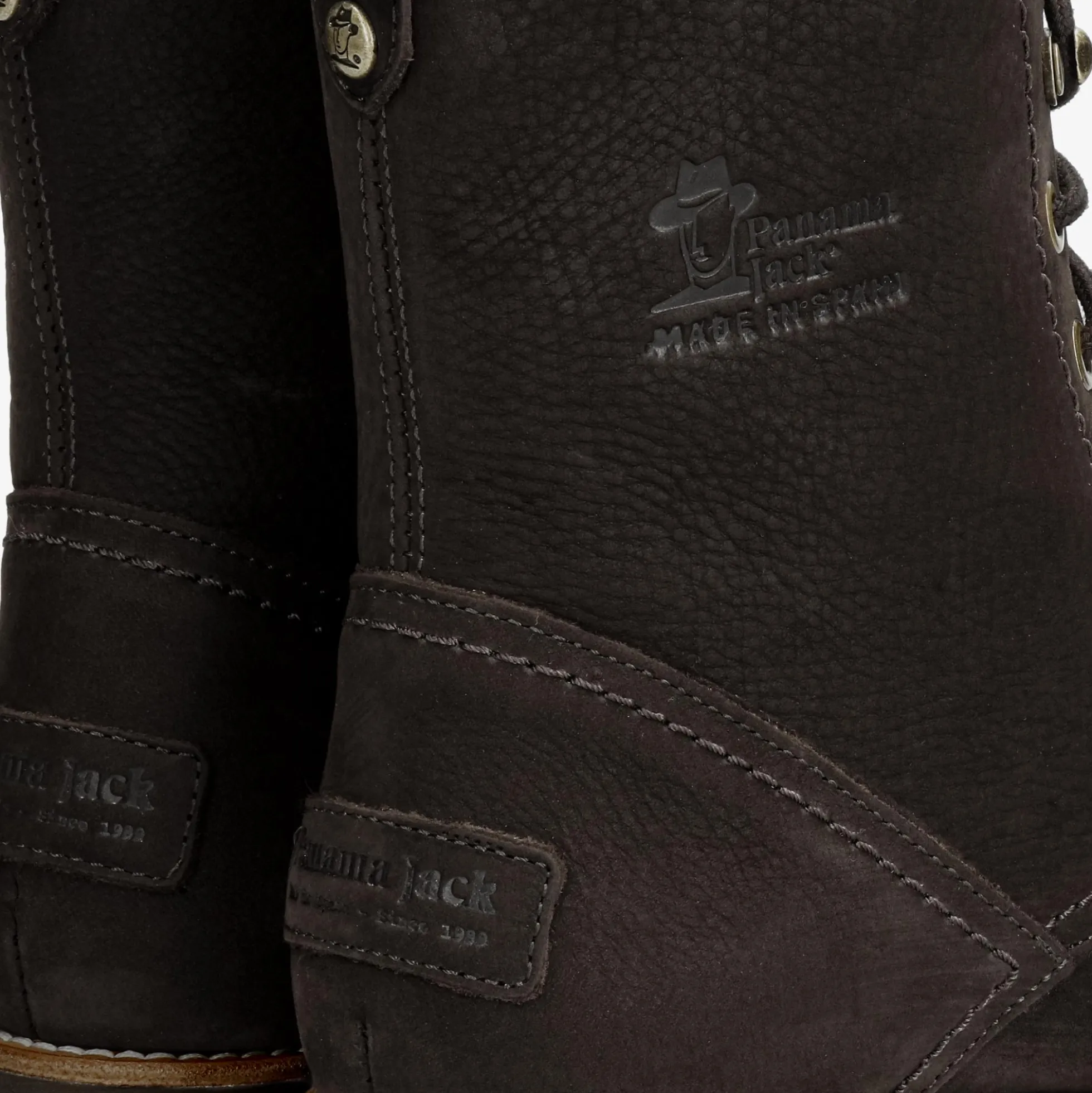 Fara Igloo Trav Botas de piel con forro interior de pelo natural.