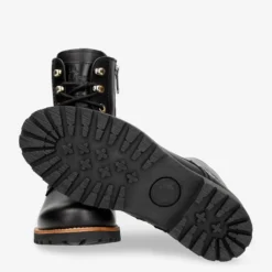 Fara Trav Botas de piel con forro interior de pelo.