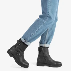 Faust Botas de piel con forro interior de pelo.