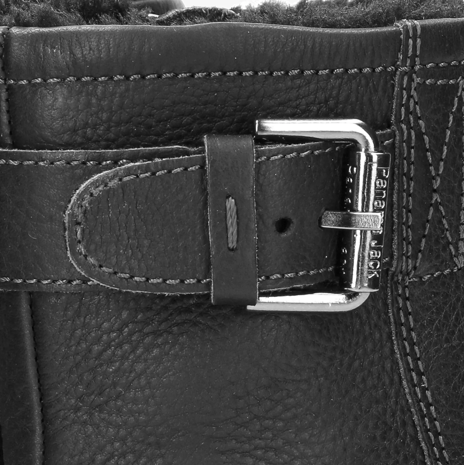 Faust Botas de piel con forro interior de pelo.