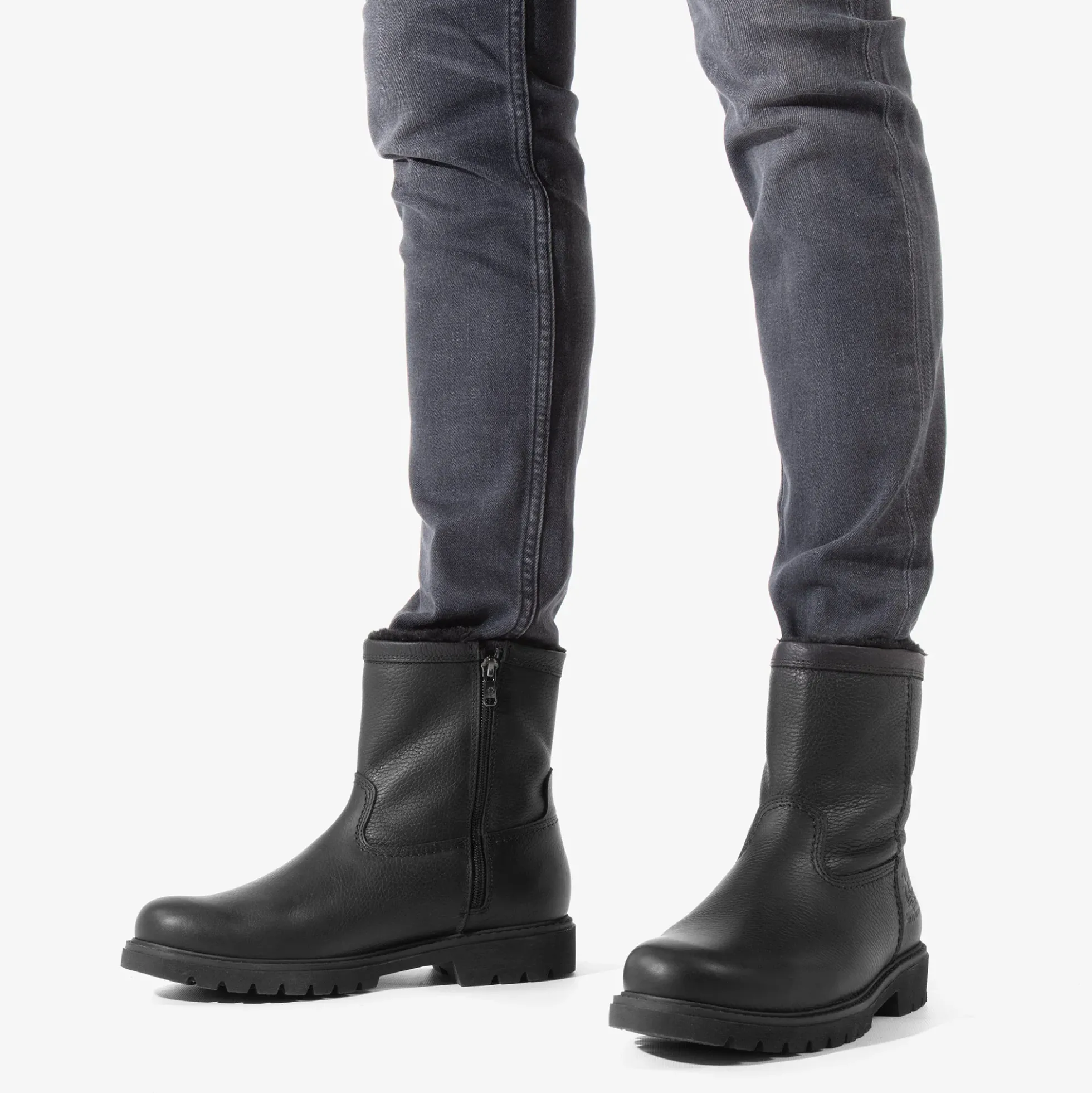 Fedro Botas de piel con forro interior de pelo.