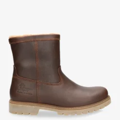 Fedro Botas de piel con forro interior de pelo.