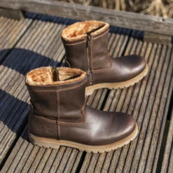 Fedro Botas de piel con forro interior de pelo.