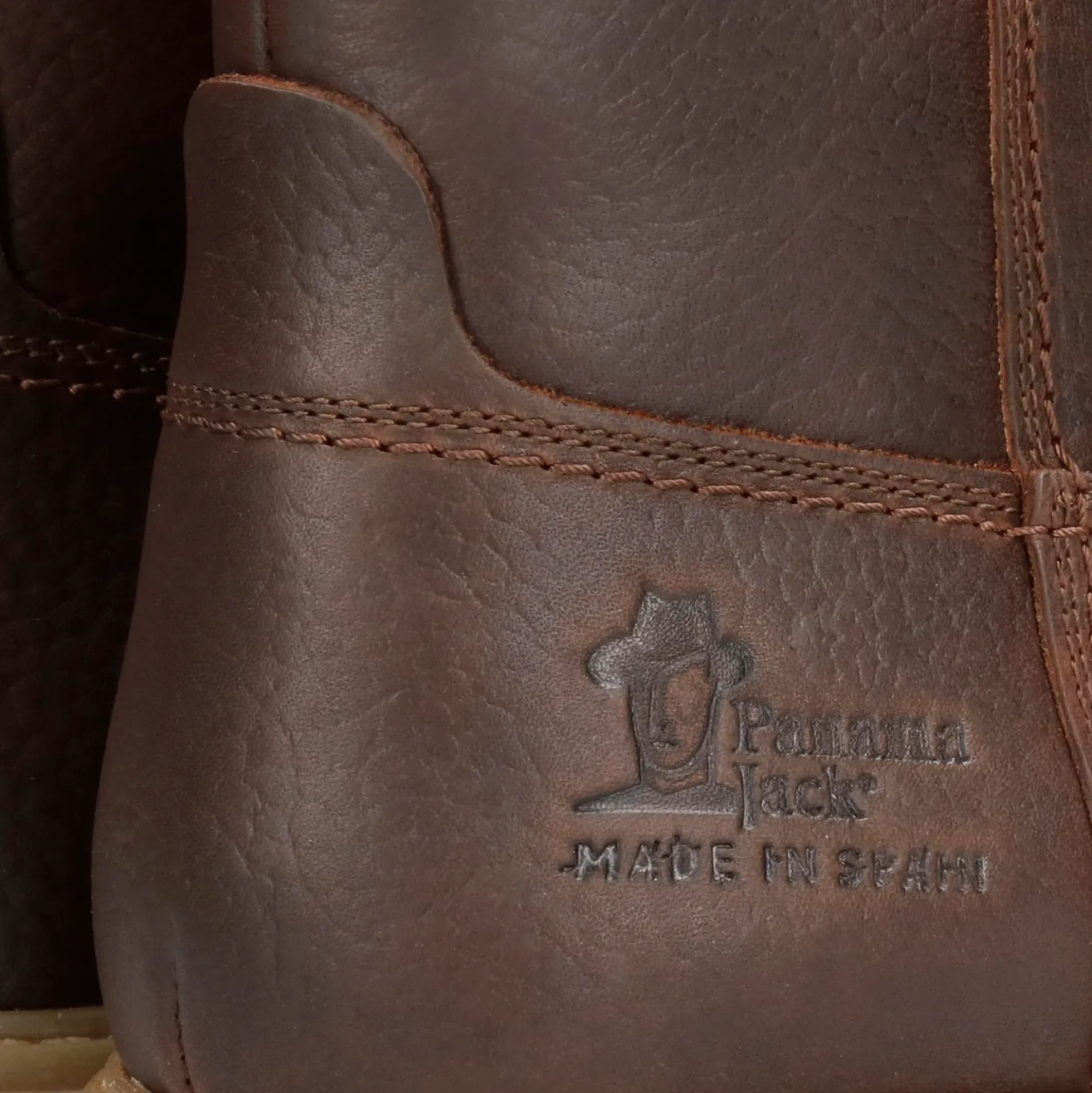 Fedro Botas de piel con forro interior de pelo.