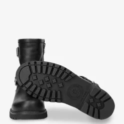 Felina Botas de piel con forro interior de pelo.
