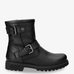 Felina Botas de piel con forro interior de pelo.