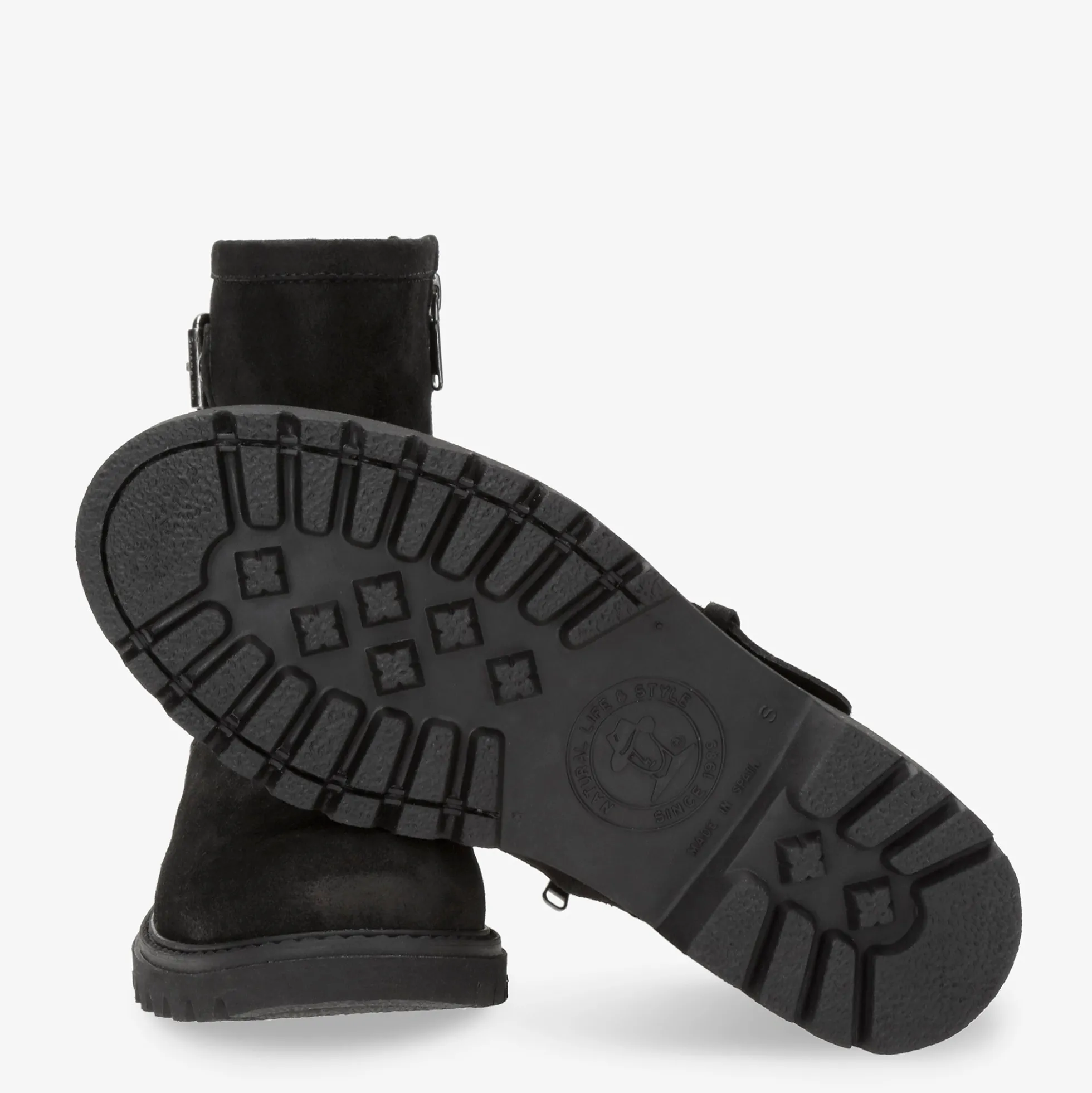 Felina Botas de piel con forro interior de piel.