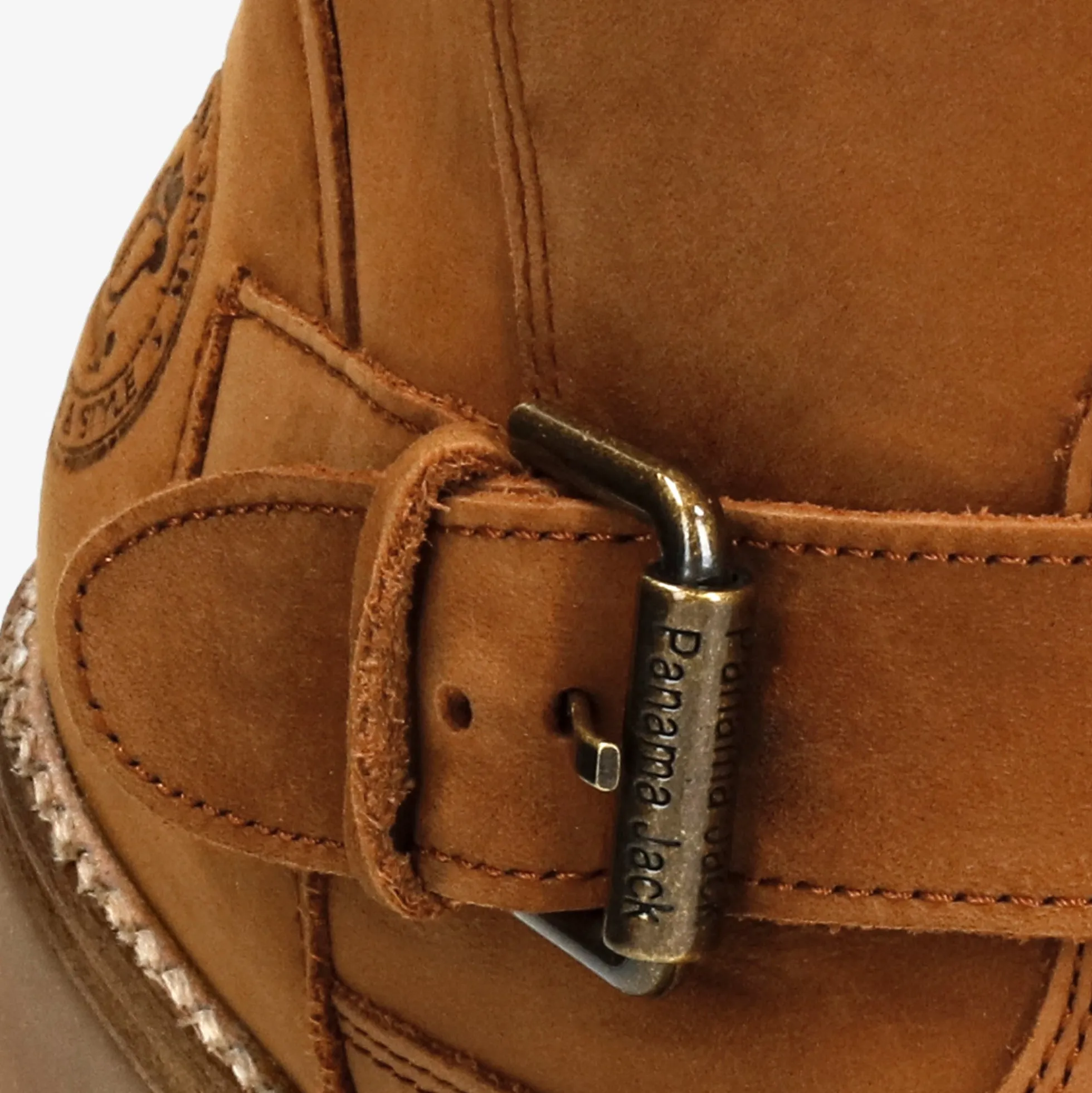 Felina Botas de piel con forro interior de pelo.