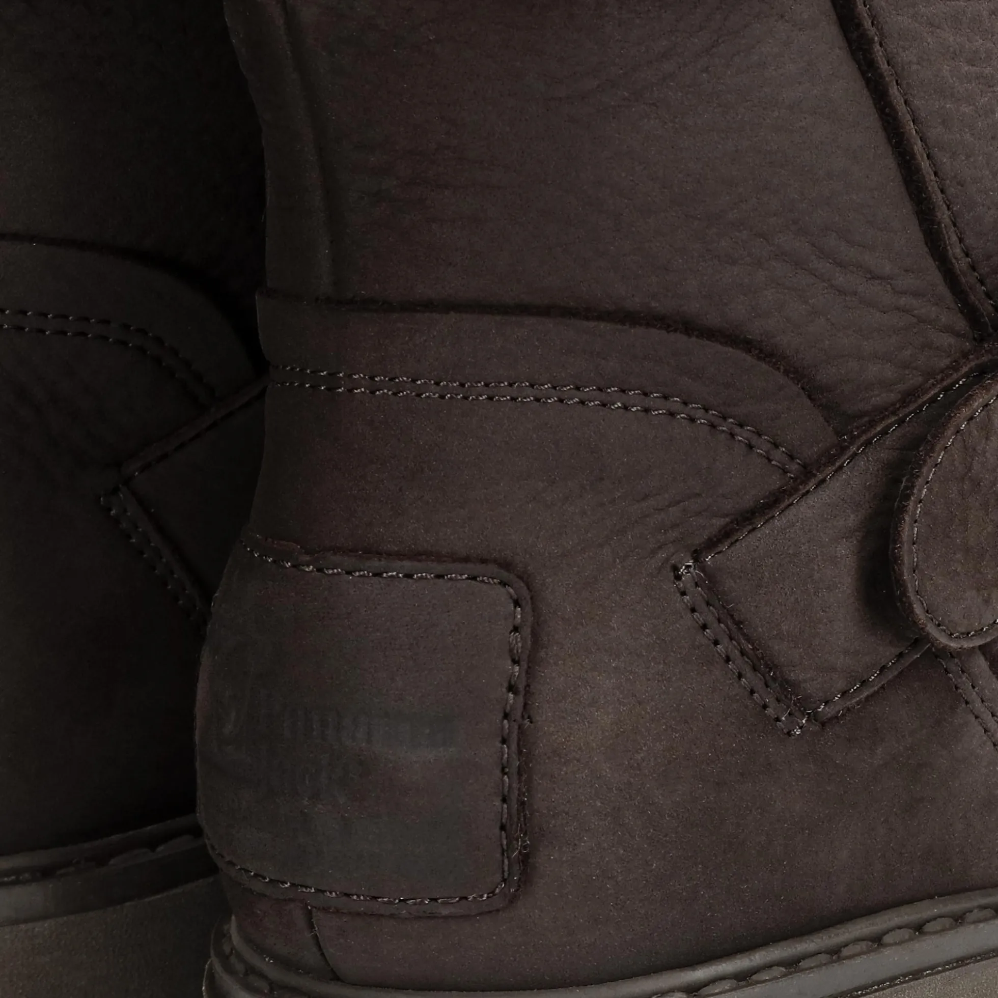 Felina Igloo Botas de piel con forro interior de pelo natural.