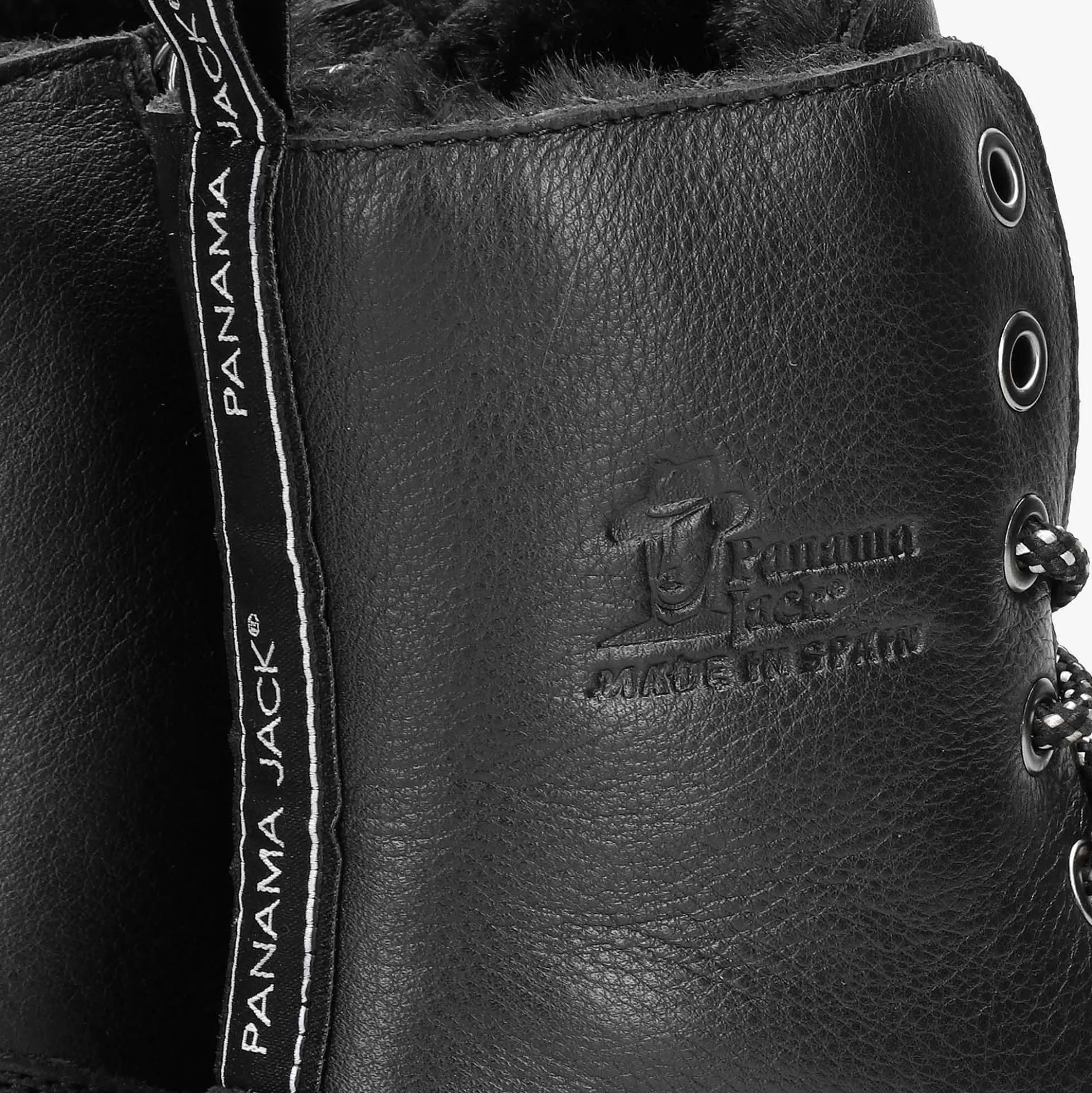 Frisia Botas de piel con forro interior de pelo.