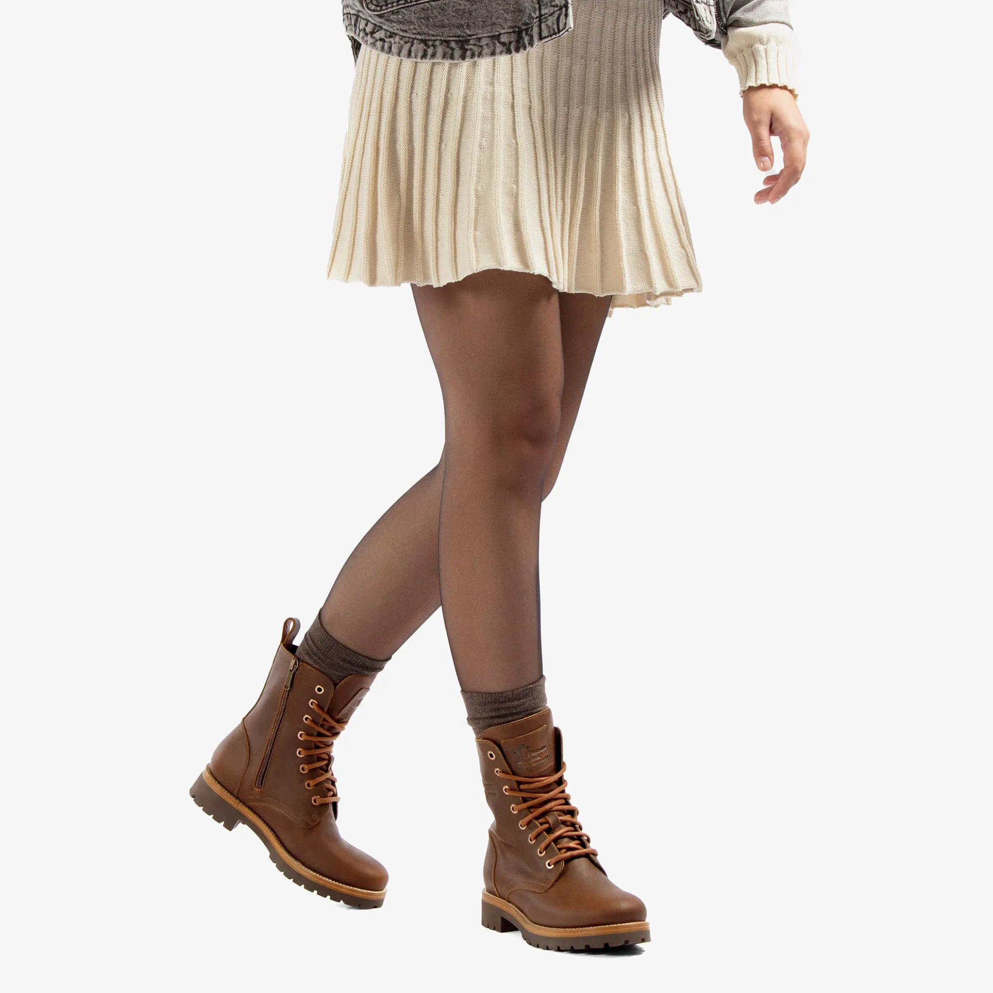 Frisia Botas de piel con forro interior de piel.