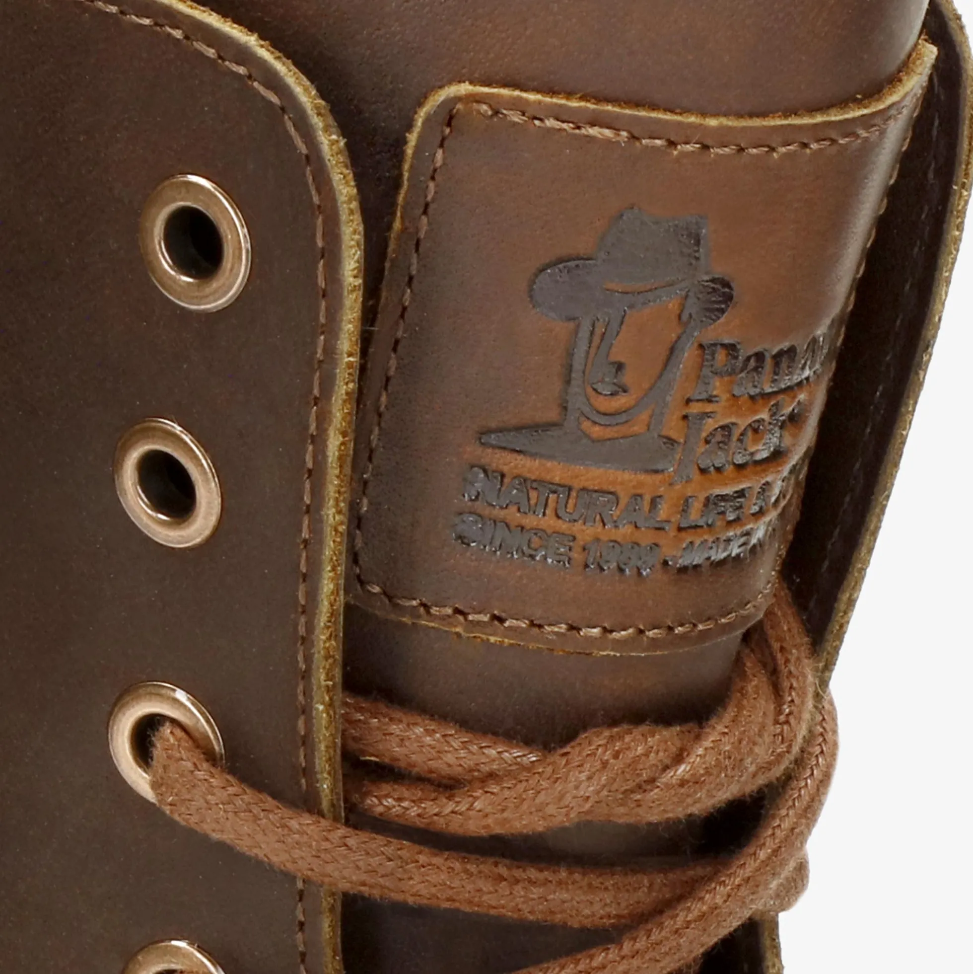Frisia Botas de piel con forro interior de piel.