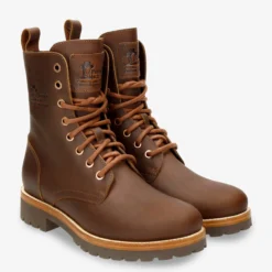 Frisia Botas de piel con forro interior de piel.