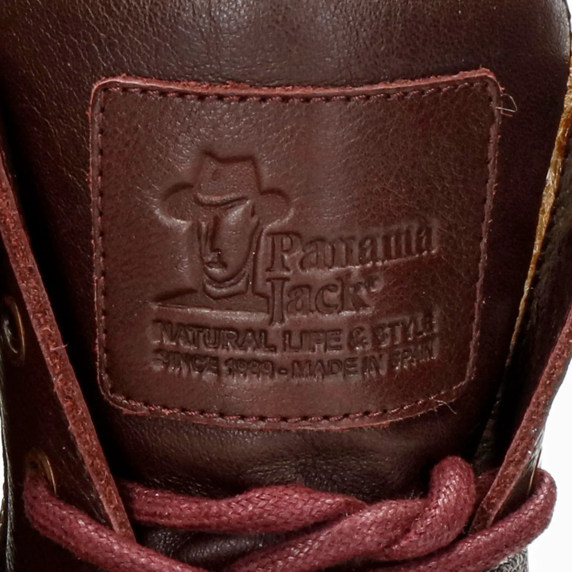Frisia Botas de piel con forro interior de pelo.