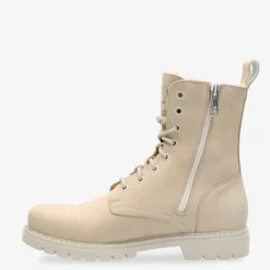 Frisia Botas de piel con forro interior de pelo.