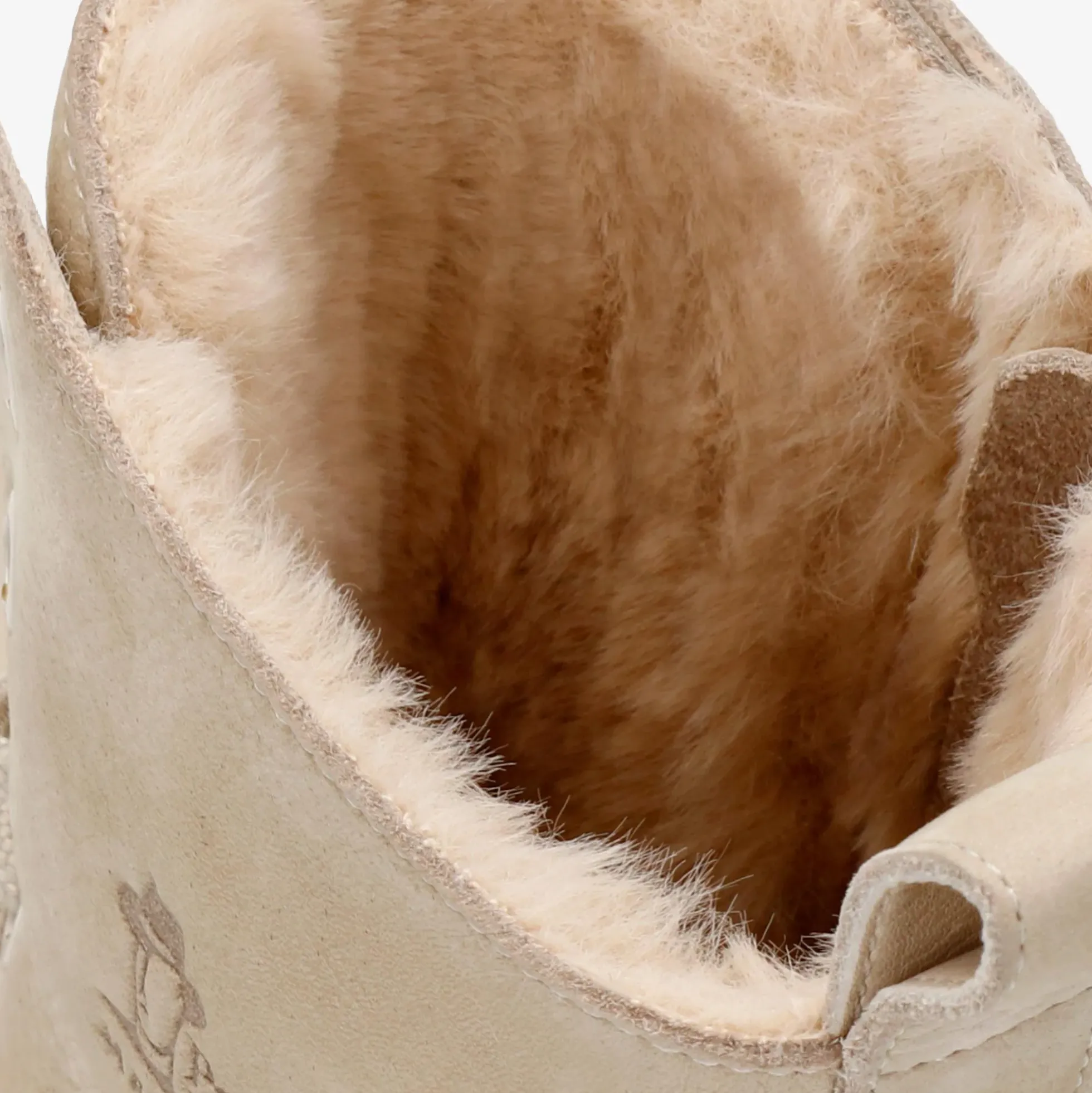 Frisia Botas de piel con forro interior de pelo.