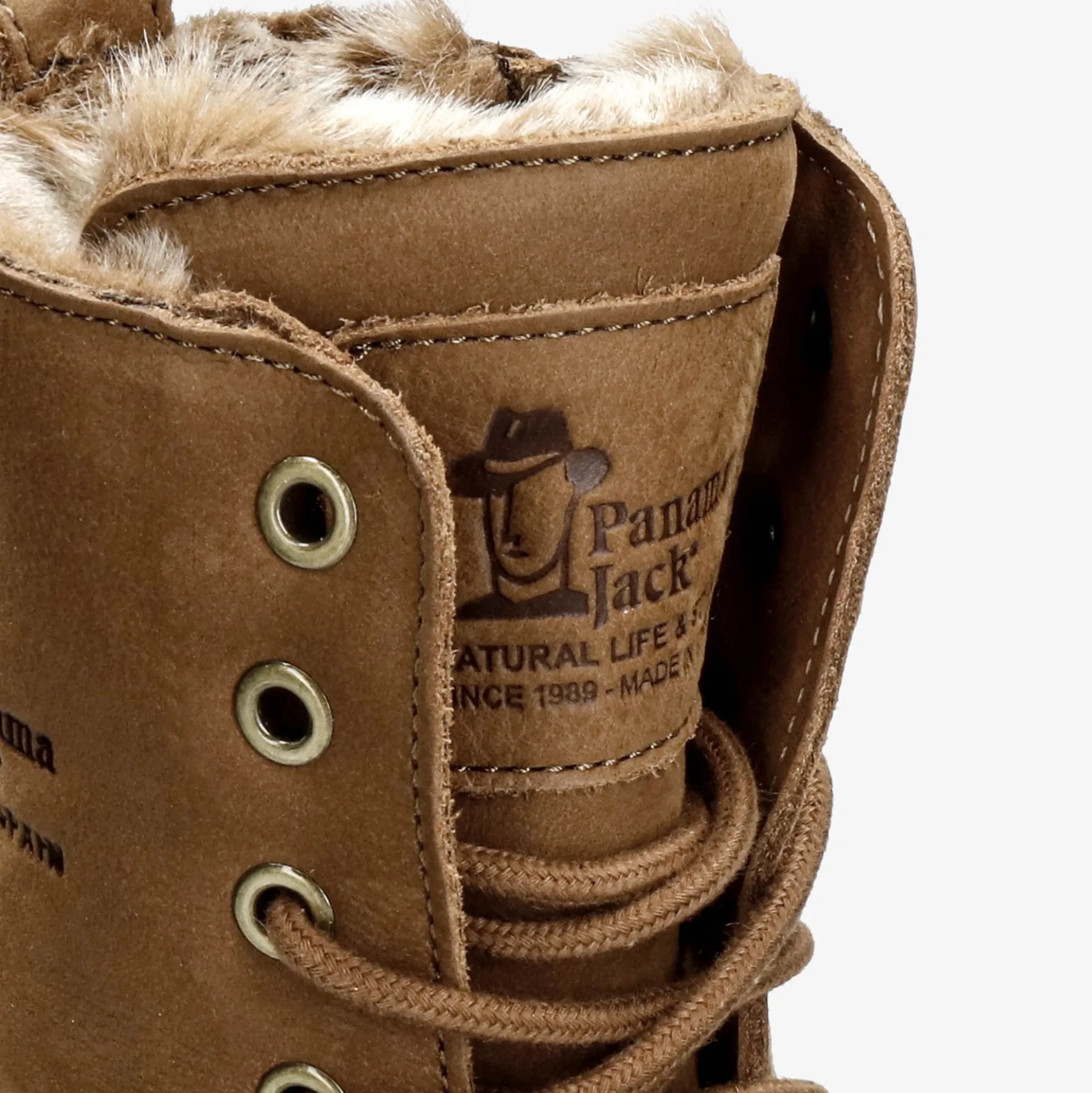 Frisia Botas de piel con forro interior de pelo.