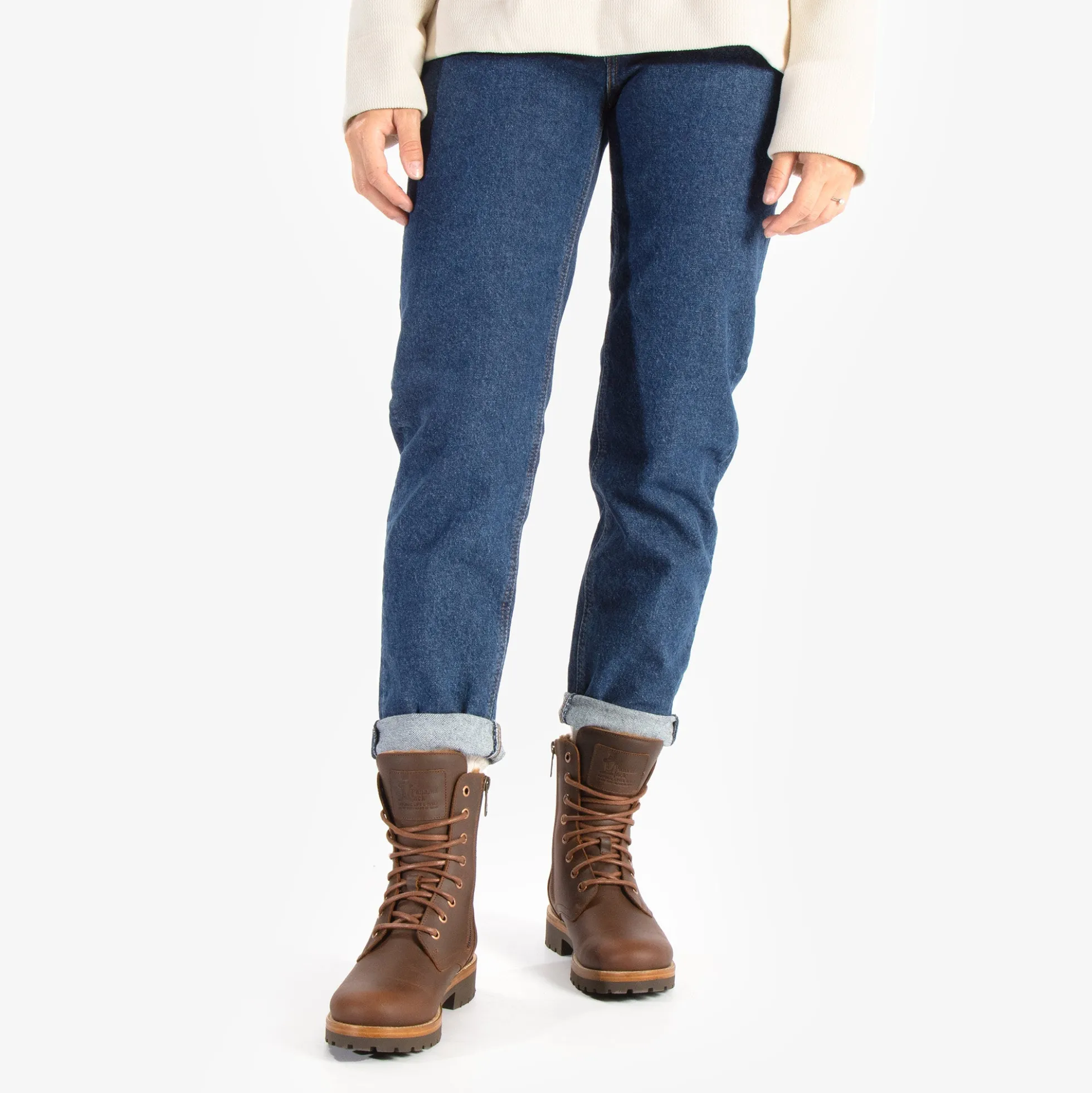 Frisia Botas de piel con forro interior de pelo.