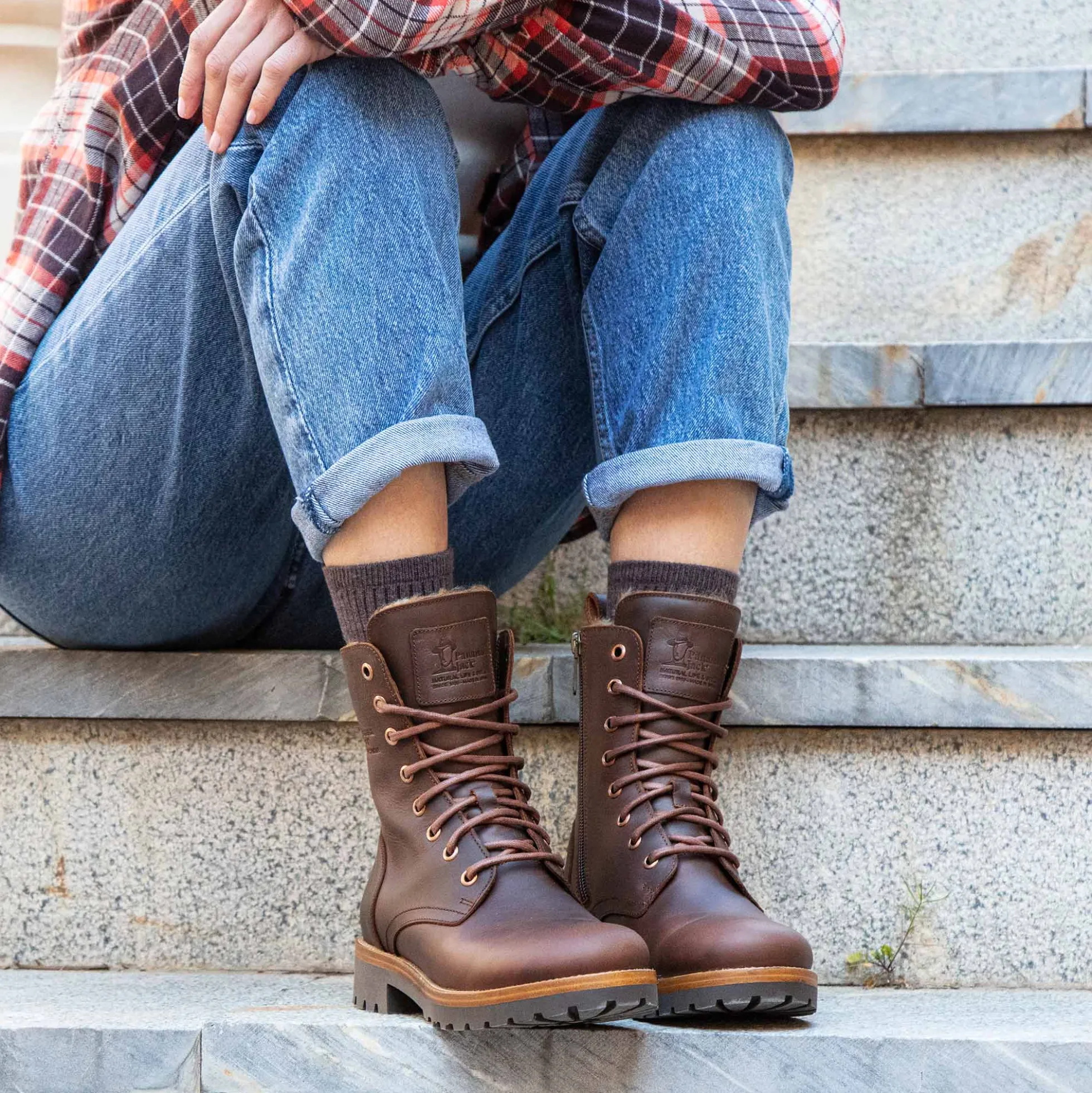 Frisia Botas de piel con forro interior de pelo.