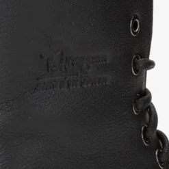 Frisia Botas de piel con forro interior de piel.