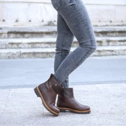 Grace Botas de piel con forro interior de pelo.
