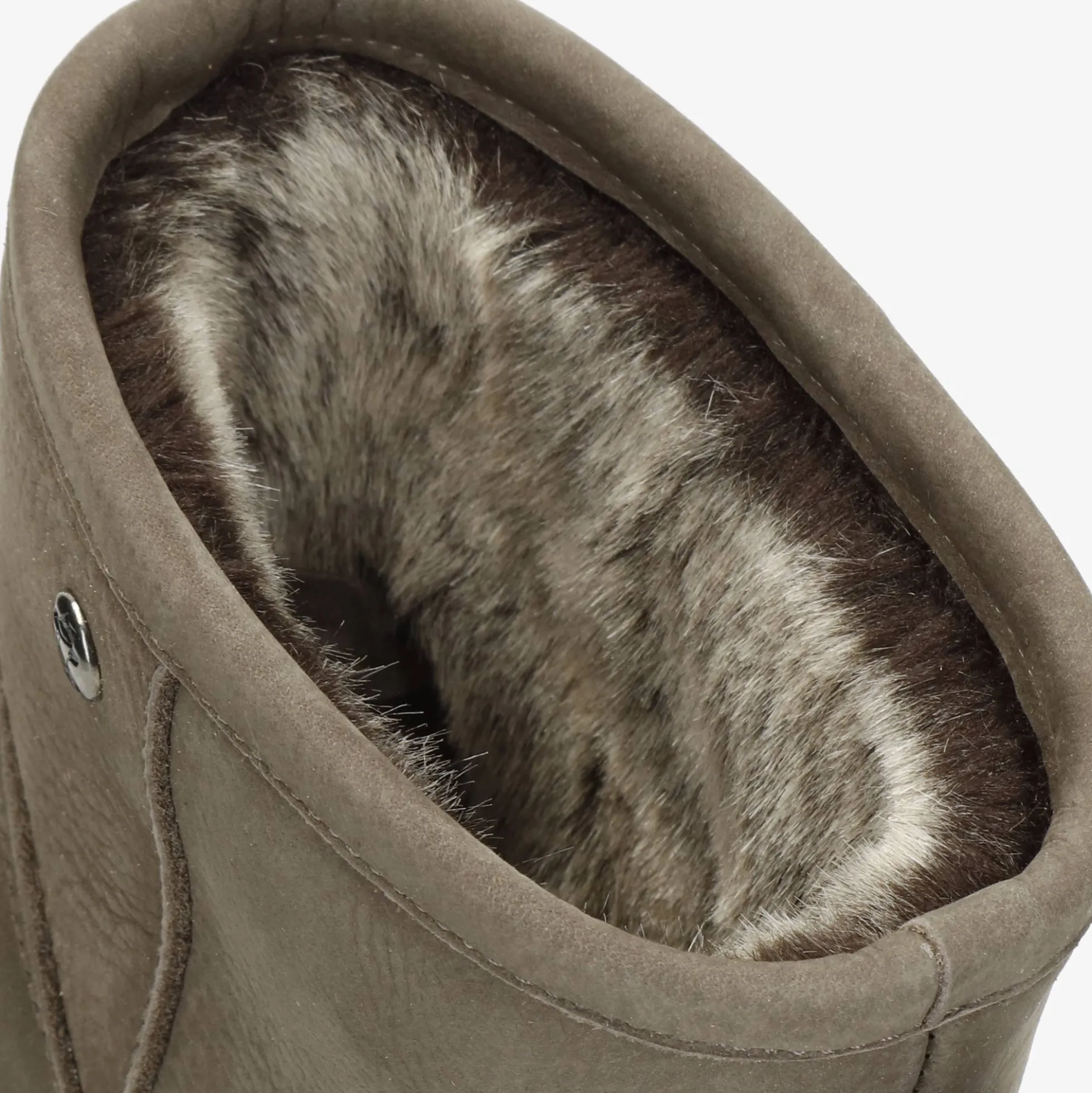 Grace Botas de piel con forro interior de pelo.
