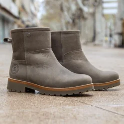 Grace Botas de piel con forro interior de pelo.