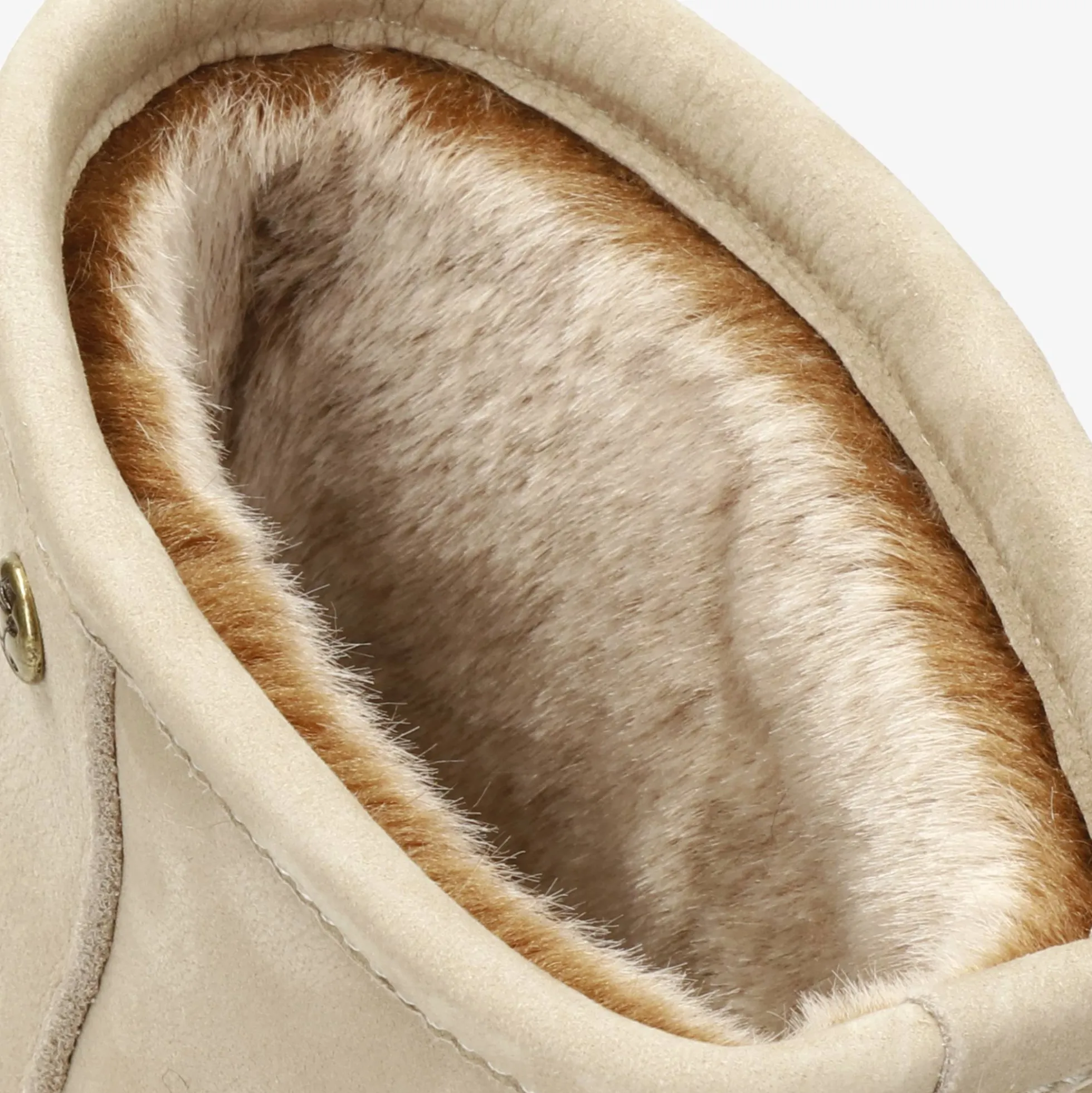Grace Botas de piel con forro interior de pelo.