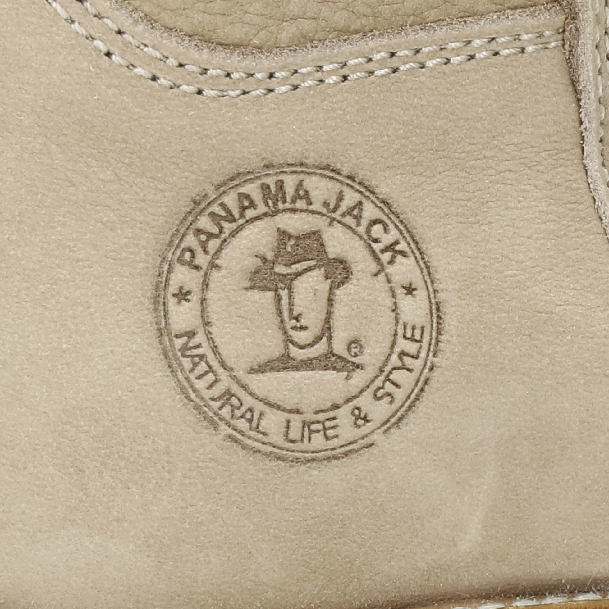 Grace Botas de piel con forro interior de pelo.