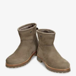 Grace Igloo Botas de piel con forro interior de pelo natural.