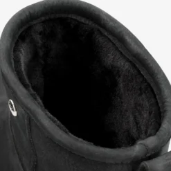 Laia Botas de piel con forro interior de pelo.