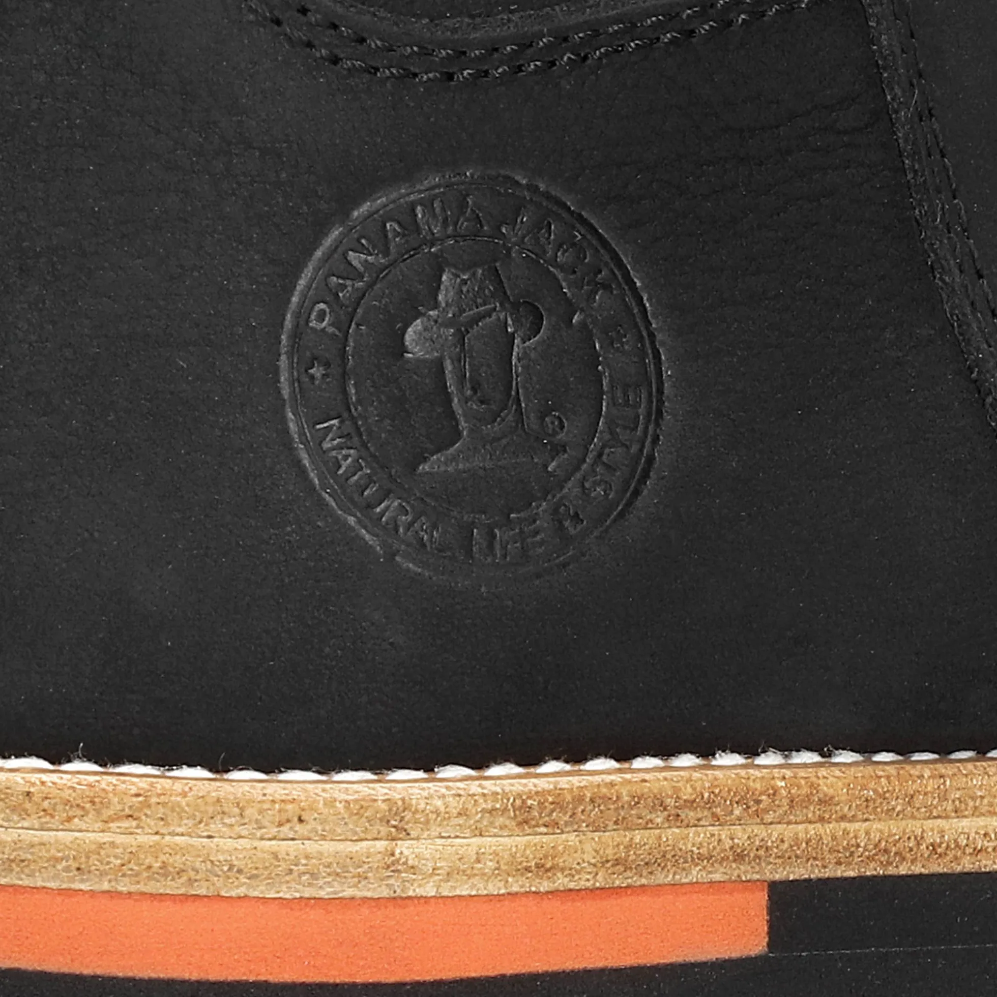 Laia Botas de piel con forro interior de pelo.