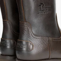 Monovar Botas de piel con forro interior de pelo.