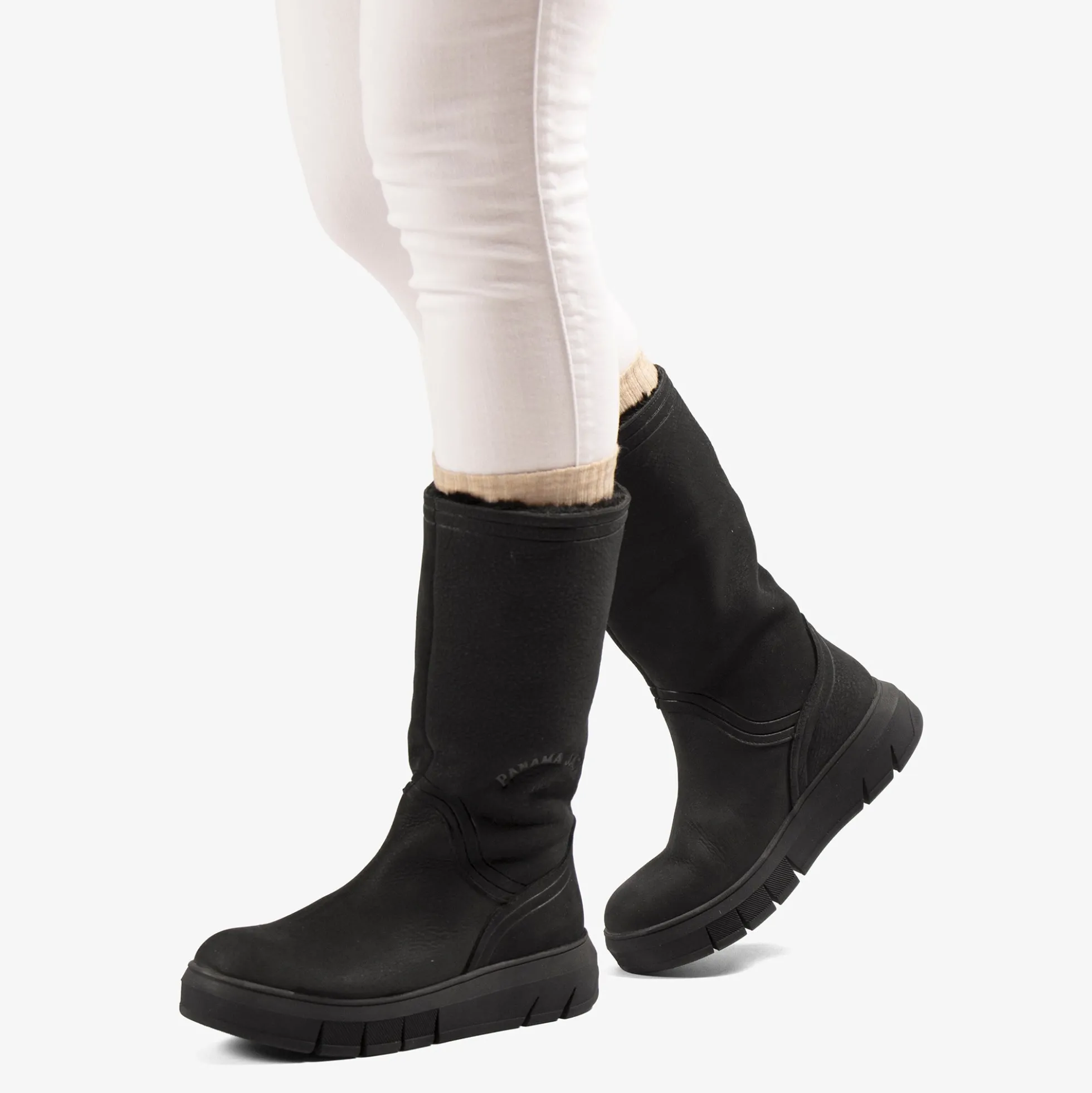 Neck Botas de piel con forro interior de pelo.
