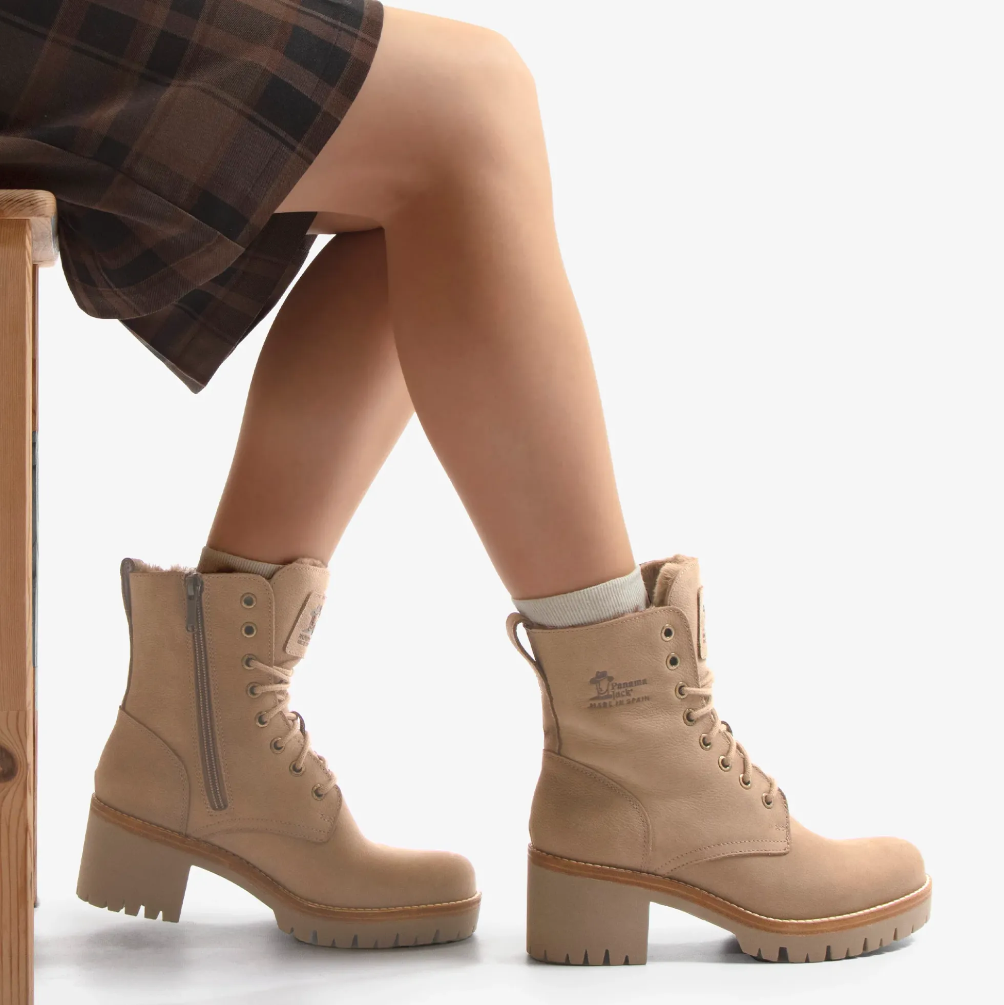 Padma Botas de piel con forro interior de pelo.