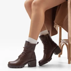 Padma Plaid Botas de piel con forro interior de piel.